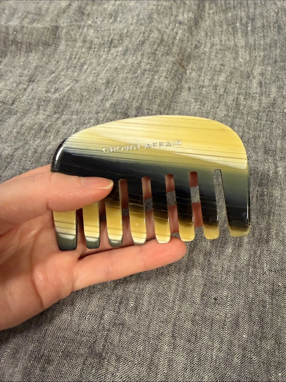 Crown Affair Wide-Tooth Comb